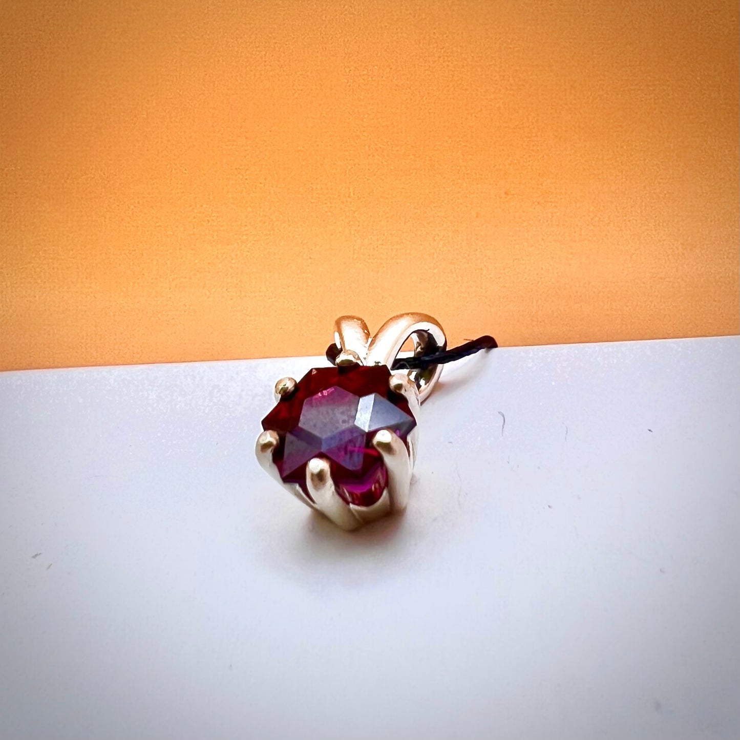 Idaho Garnet Pendant P11