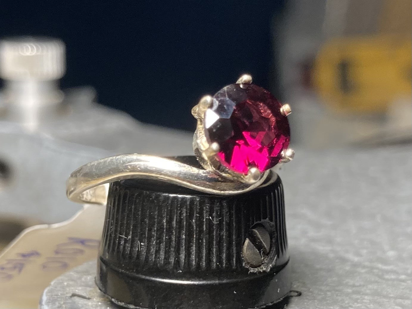 Idaho Garnet Ring R010