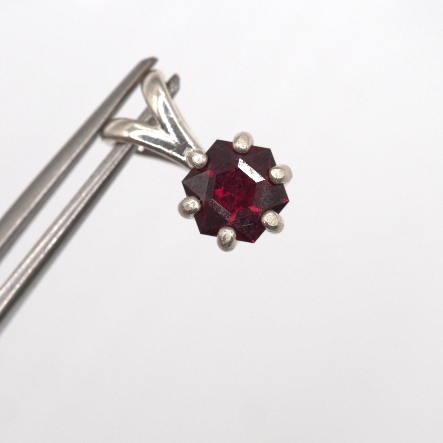 Idaho Garnet Pendant P14
