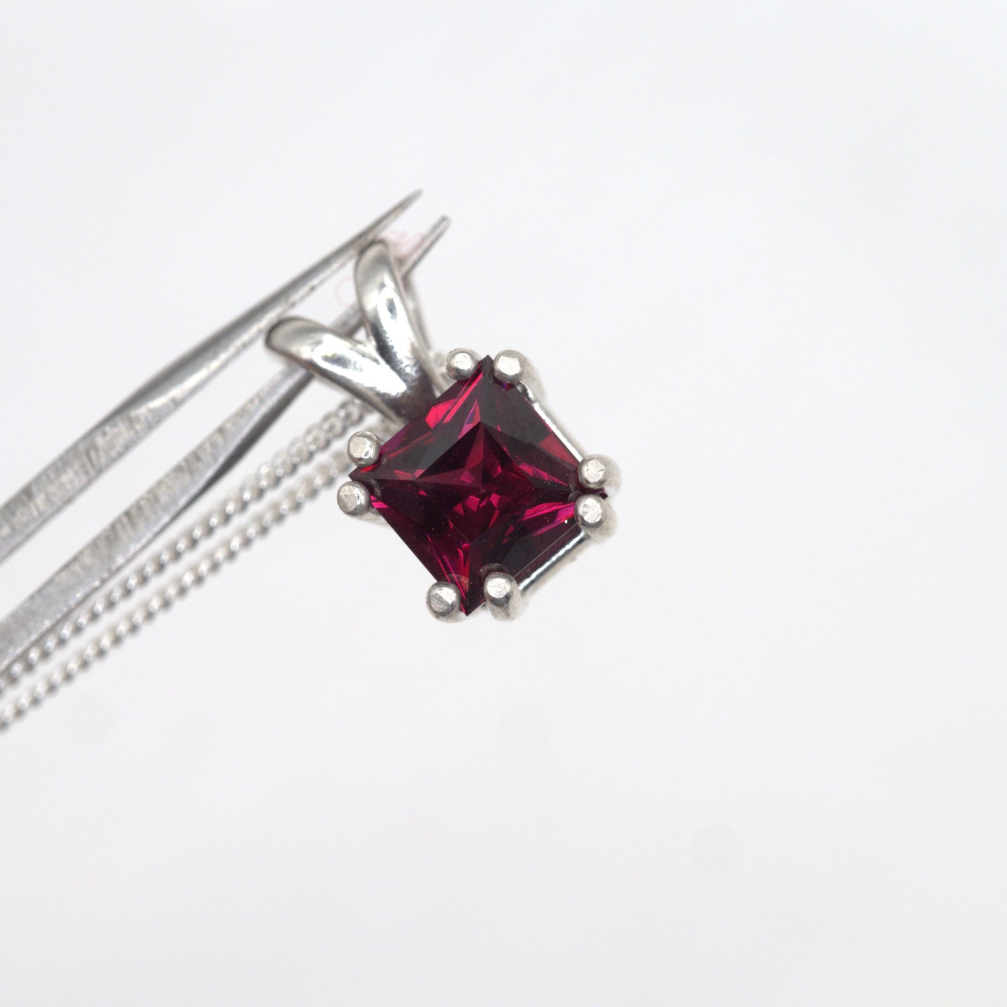 Idaho Garnet Pendant P26