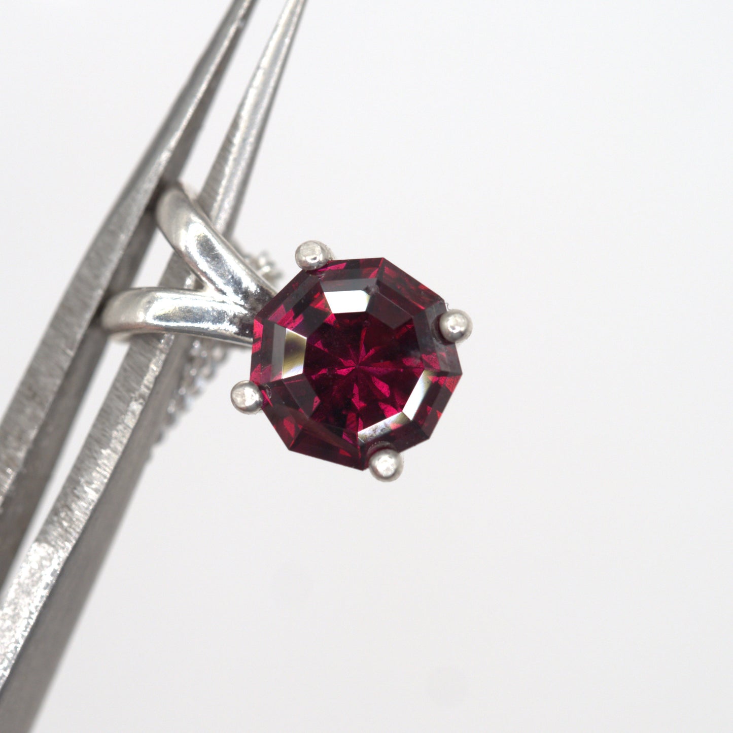 Idaho Garnet Pendant P39