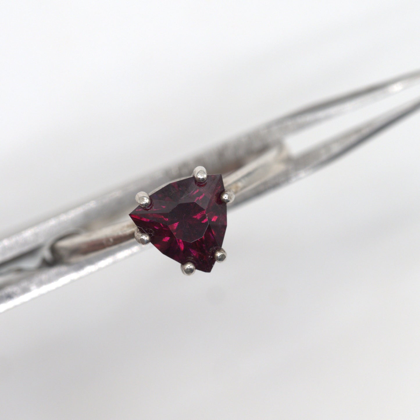 Idaho Garnet Ring R003