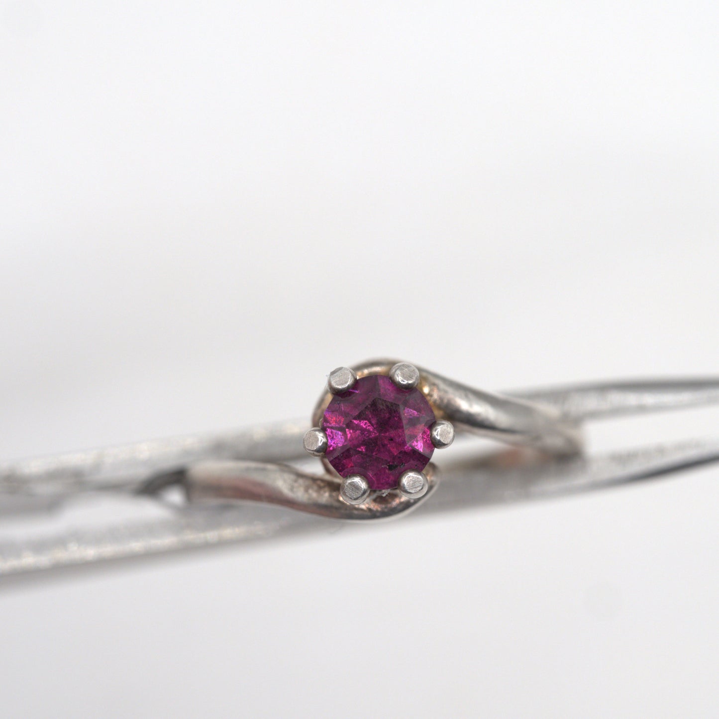 Idaho Garnet Ring R005