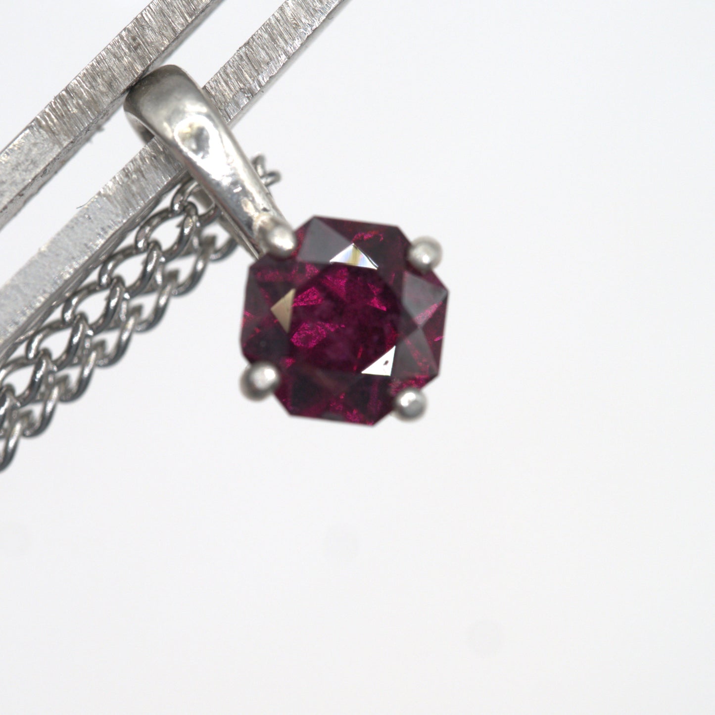 Idaho Garnet Pendant P17