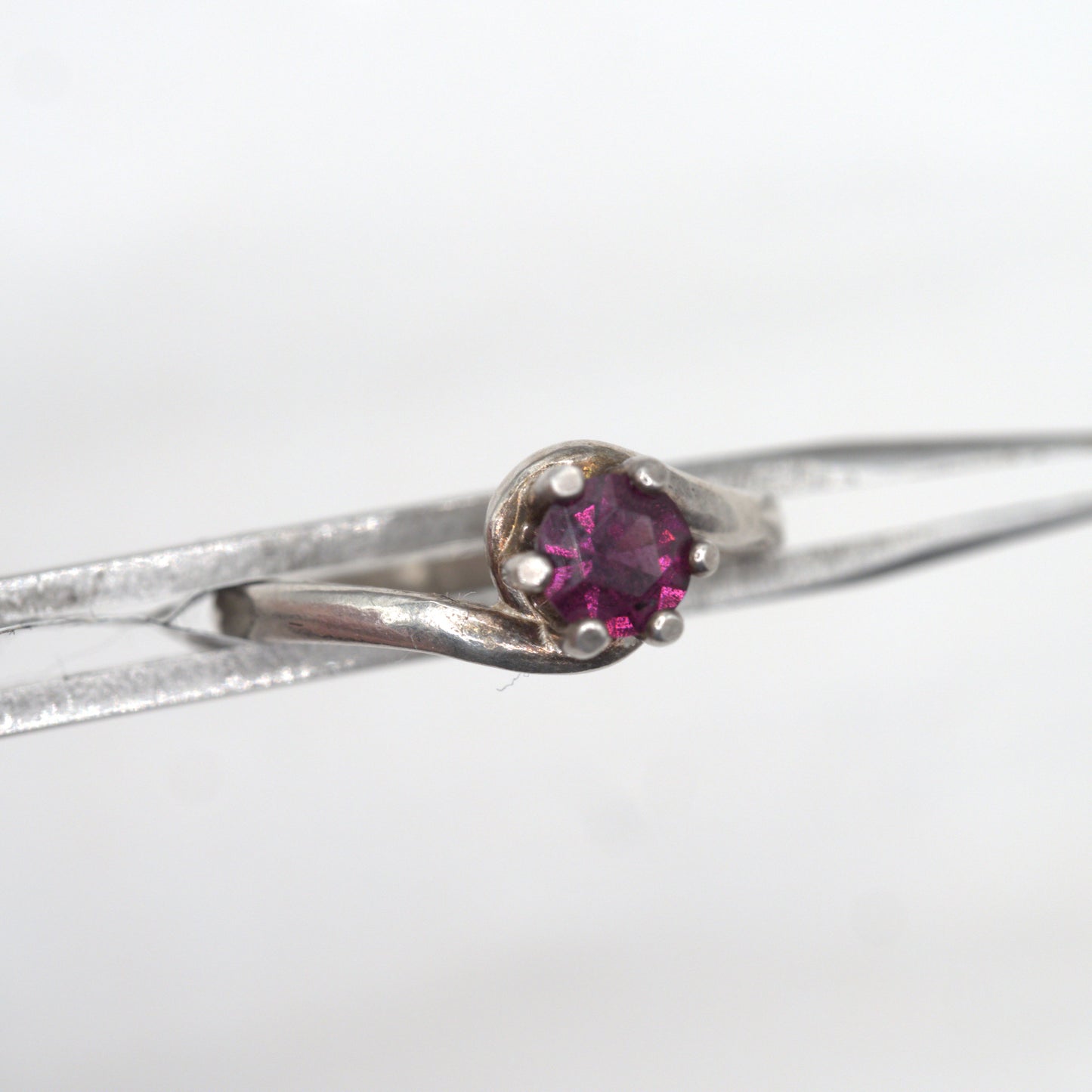 Idaho Garnet Ring R005