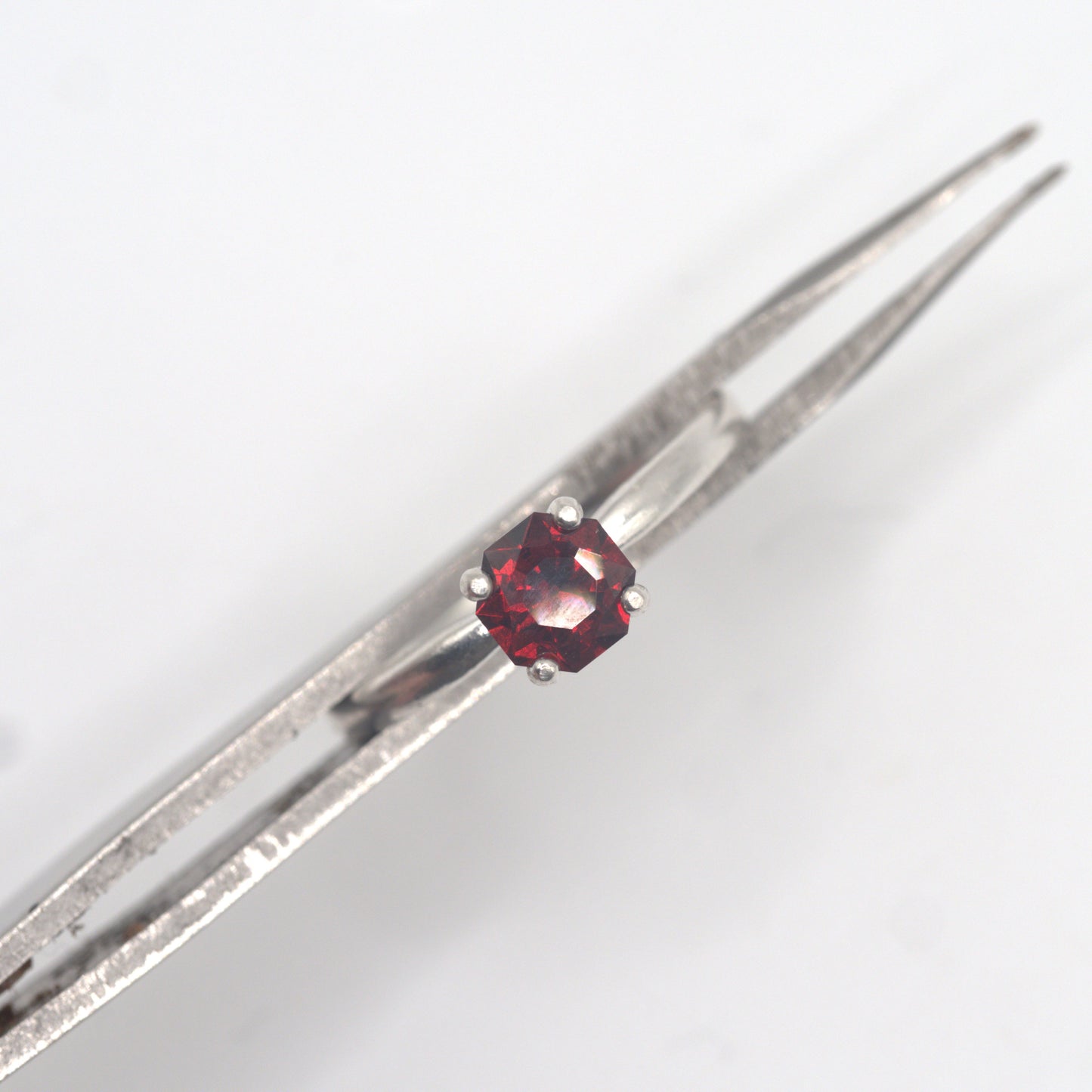 Idaho Garnet Ring R029