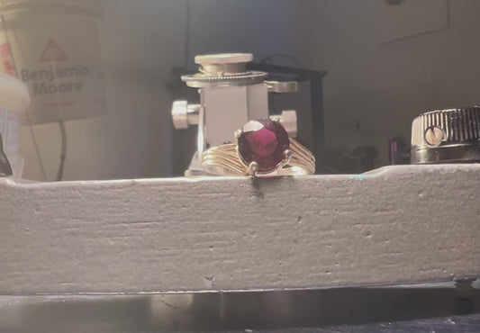 Idaho Garnet Ring R011
